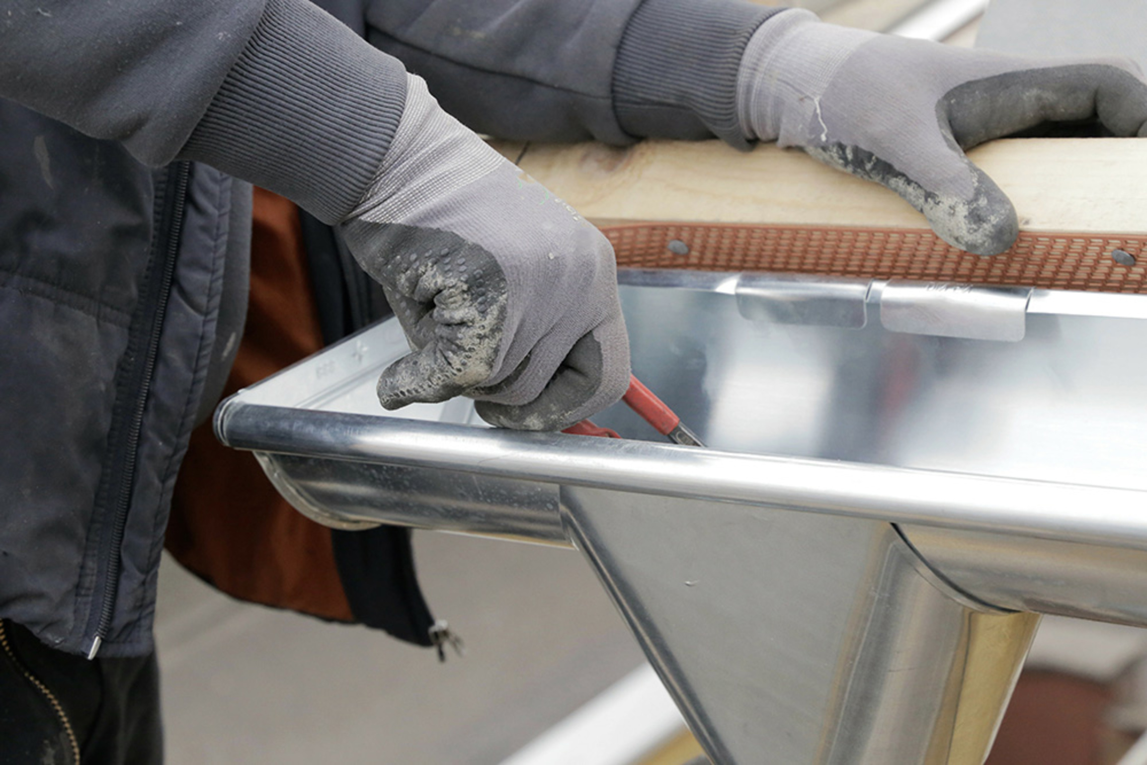 Klempner- und Spenglerarbeiten bei Große Dachdecker UG in Gößnitz